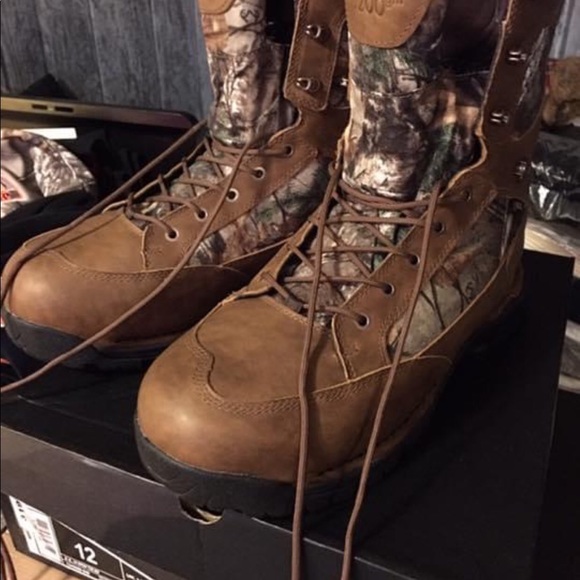 Clothes - Picture 14 of 16